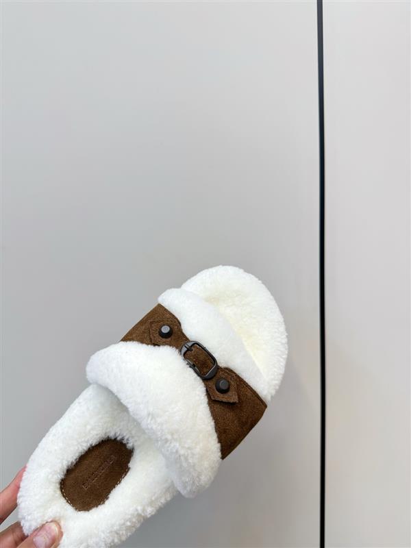 2025112818447116 250